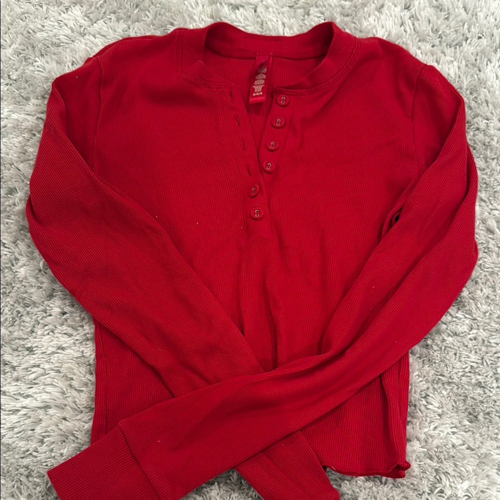 Skims long sleeve button top